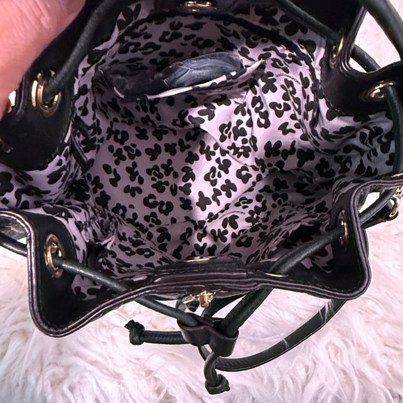 Rebecca Minkoff Elegant Green Leather Bucket Bag medium - Picture 8 of 9